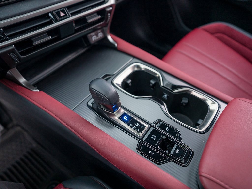 Used 2024 Lexus RX 500h F Sport image 22