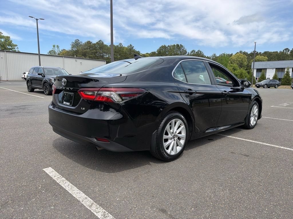 Used 2024 Toyota Camry LE FWD image 8