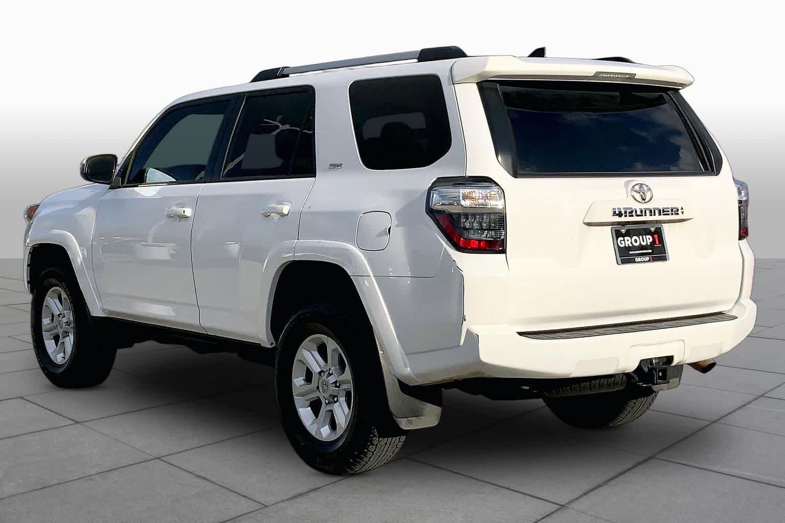 Used 2024 Toyota 4Runner SR5 AWD/4WD image 12