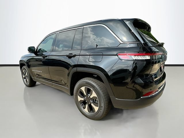 New 2025 Jeep Grand Cherokee Limited 4xe AWD/4WD image 8