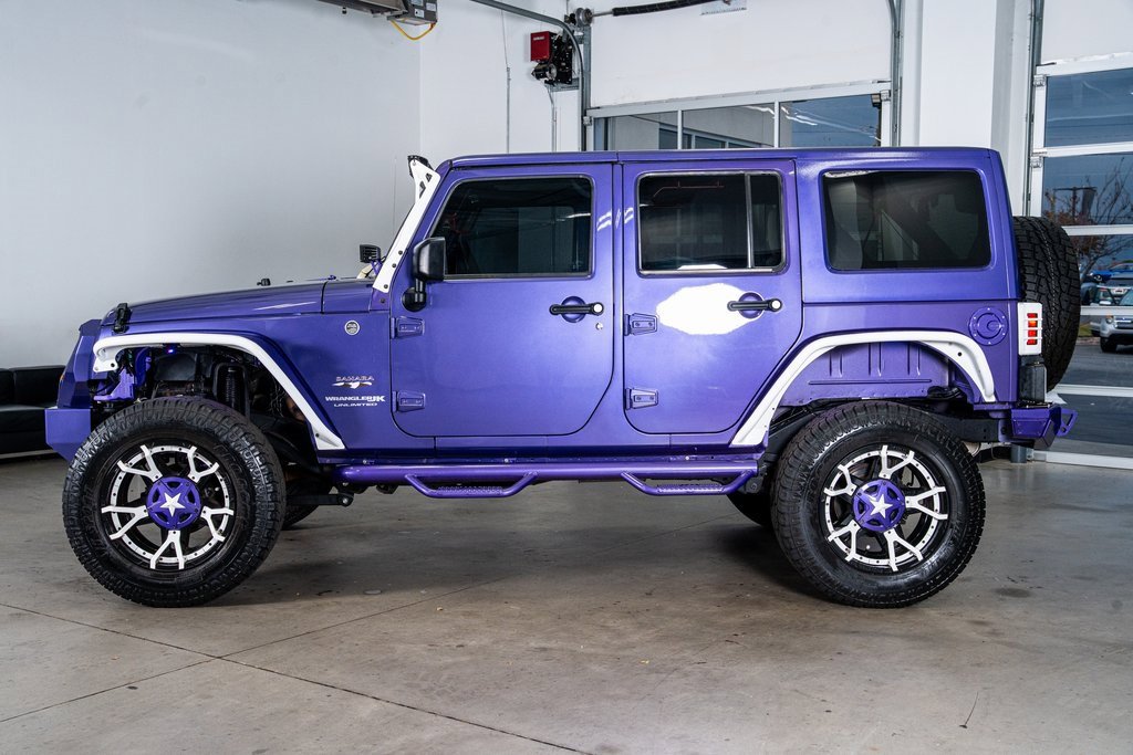 Used 2018 Jeep Wrangler Unlimited Sahara image 8