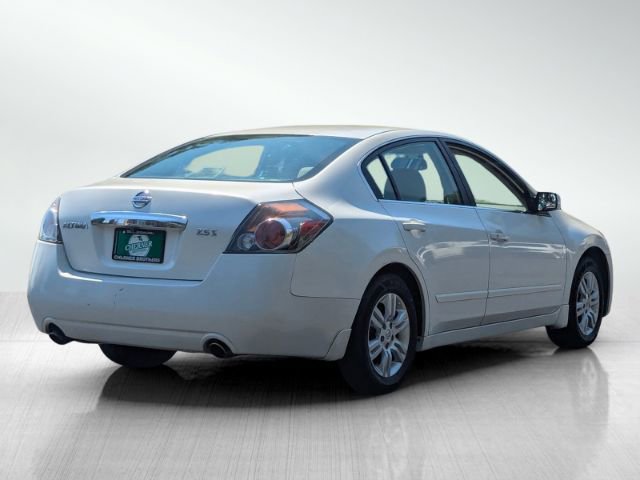 Used 2012 Nissan Altima 2.5 S w/ Convenience Pkg FWD image 4