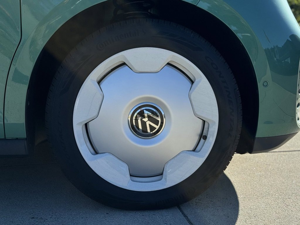 New 2025 Volkswagen ID. Buzz 1st Edition image 7