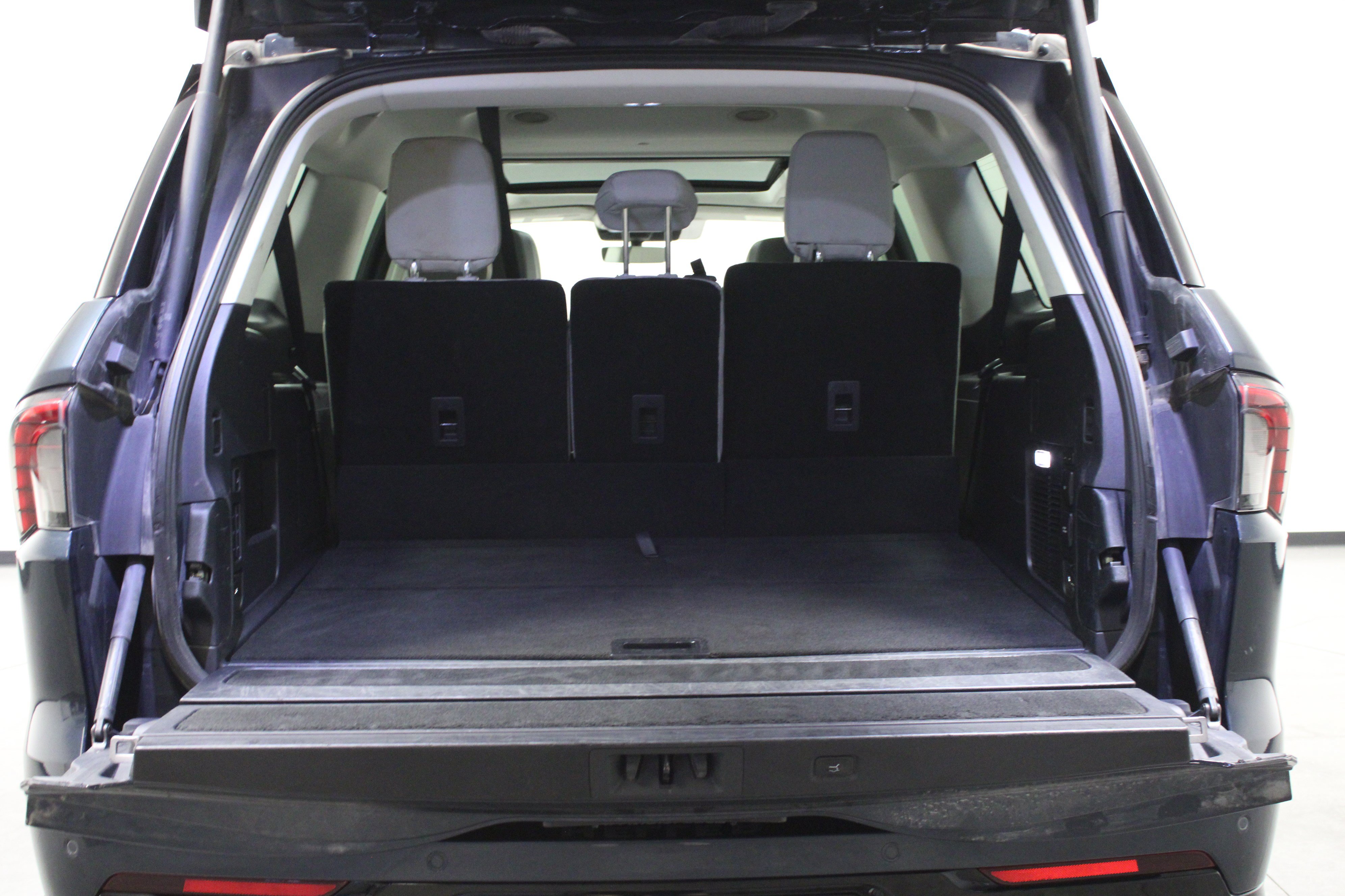 Used 2025 Lincoln Navigator L Reserve AWD/4WD image 15