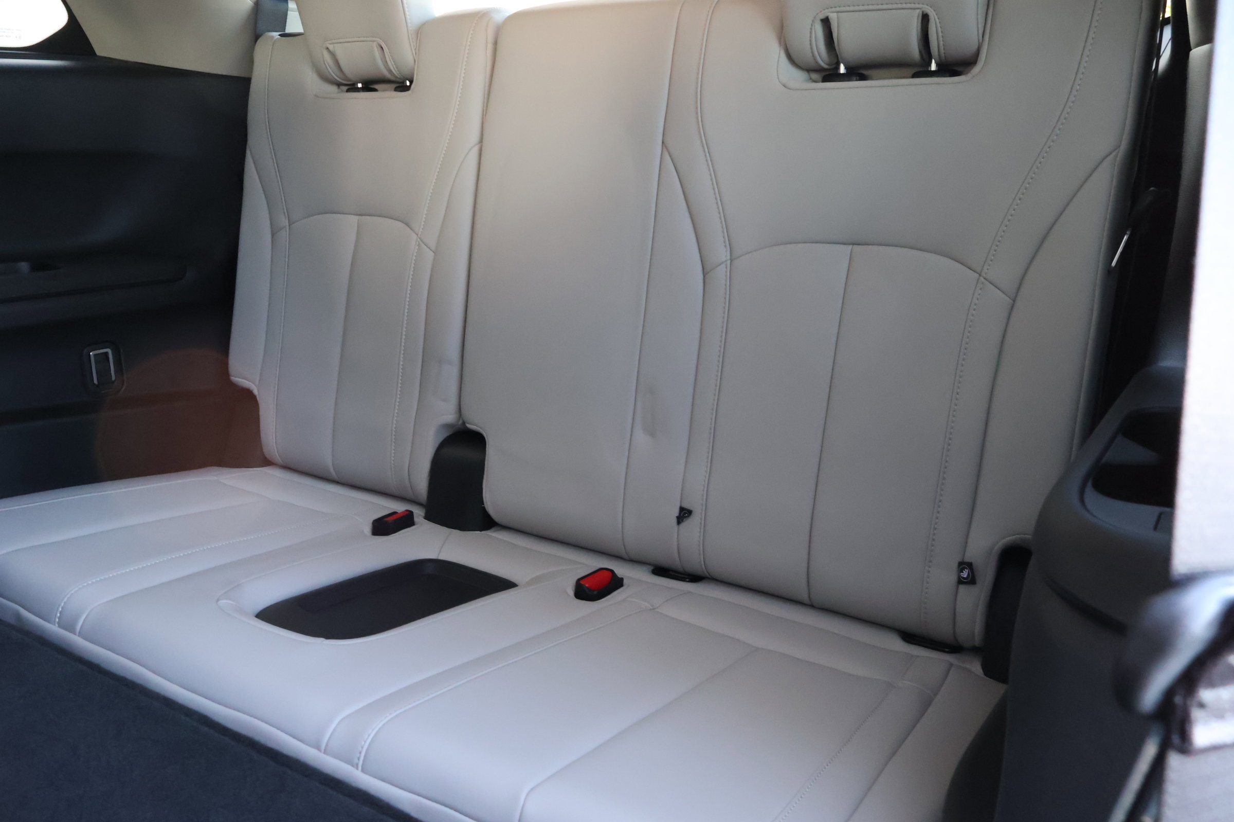 Used 2026 INFINITI QX60 Luxe w/ Cargo Package image 17