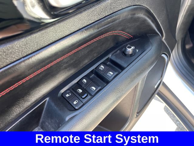 Used 2022 Jeep Compass Trailhawk w/ Sun and Sound Group AWD/4WD image 11