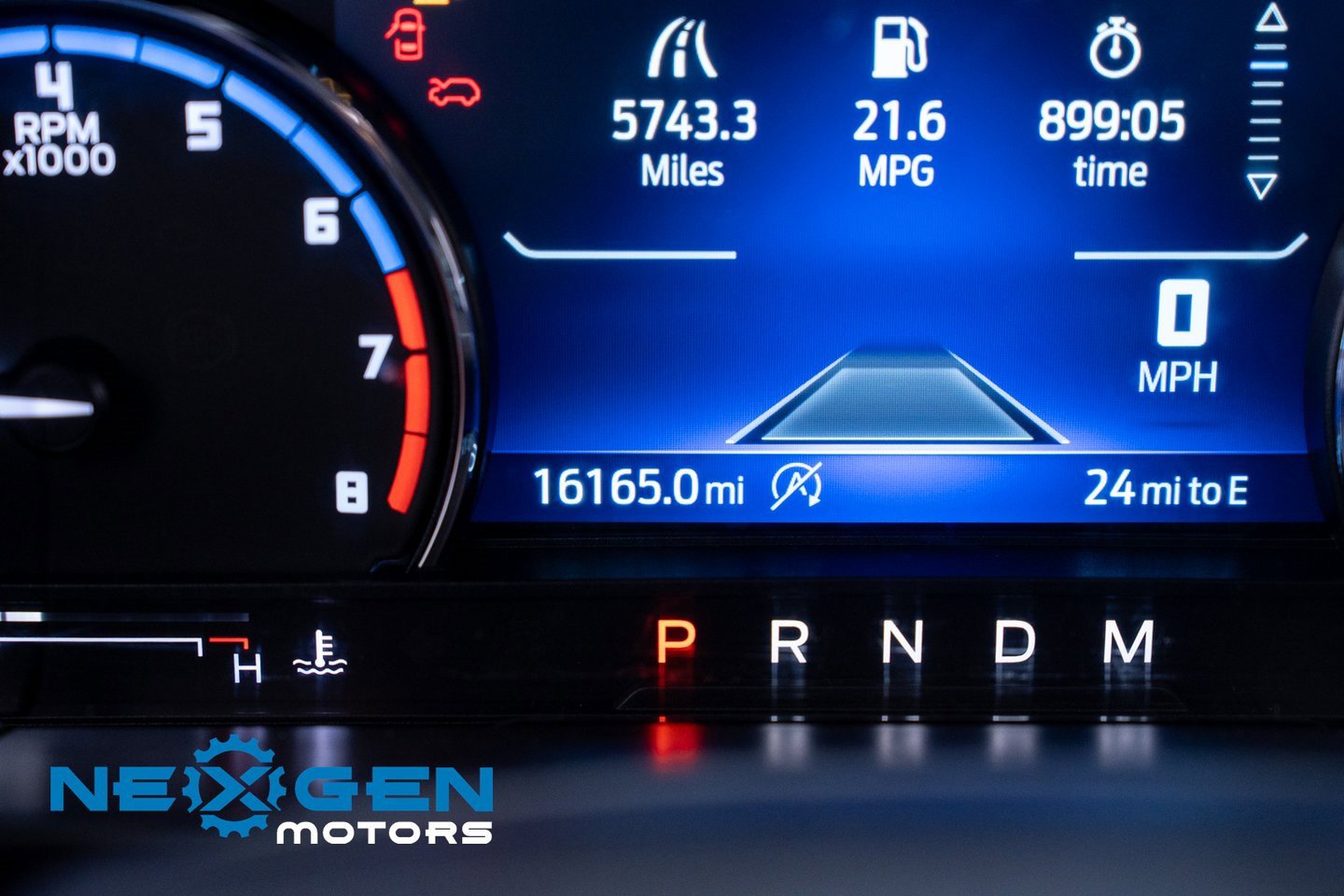 Used 2023 Ford Bronco Sport Badlands image 9