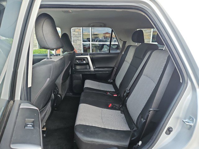 Used 2021 Toyota 4Runner SR5 AWD/4WD image 21