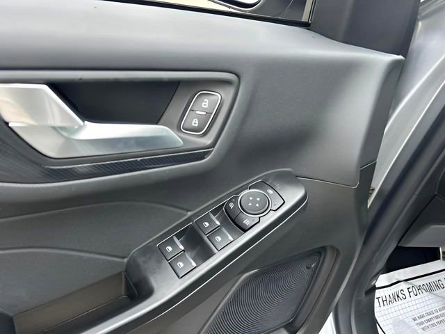 Used 2024 Ford Escape ST-Line w/ Equipment Group 301A FWD image 12