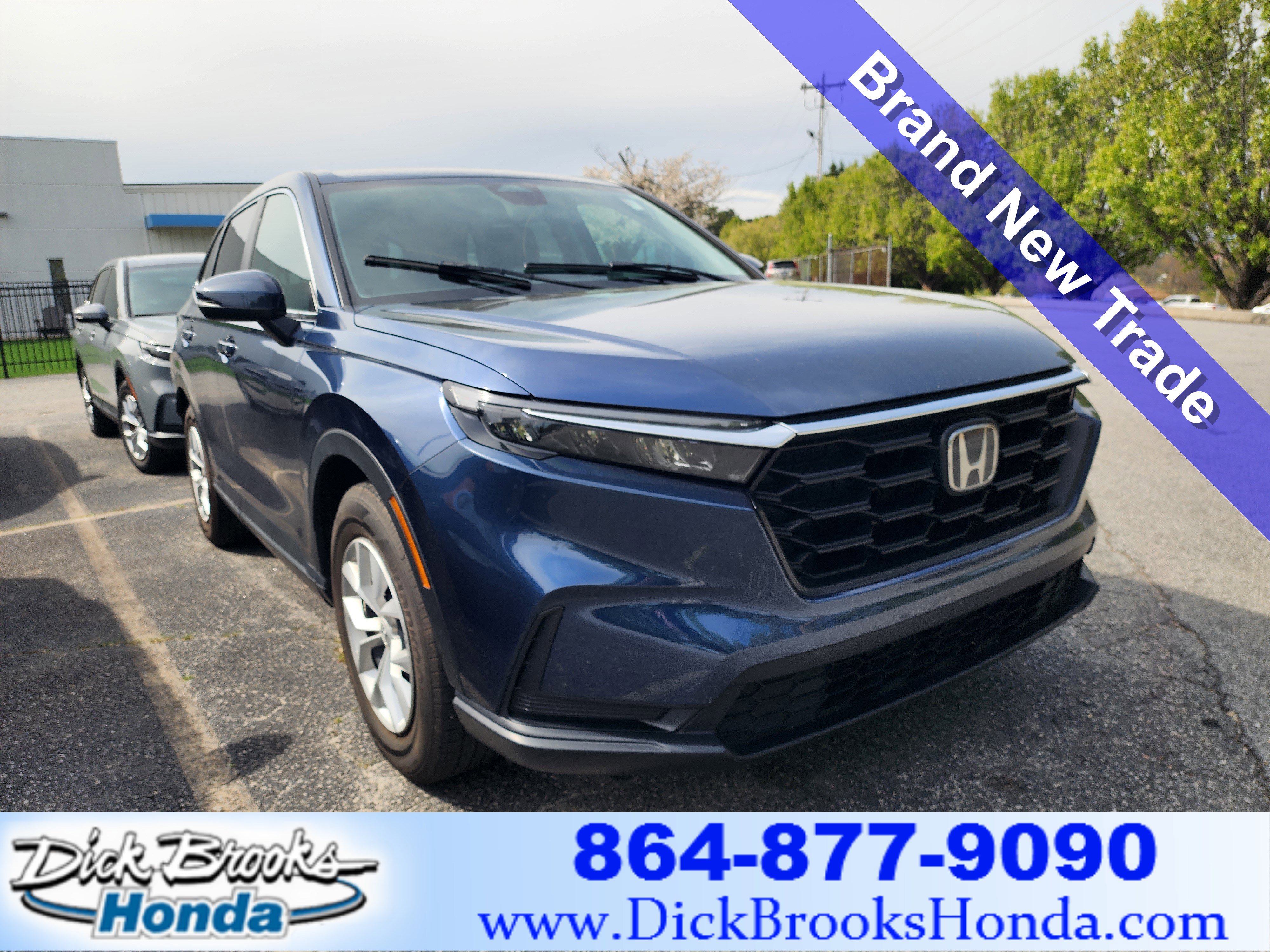 Used 2025 Honda CR-V LX image 1