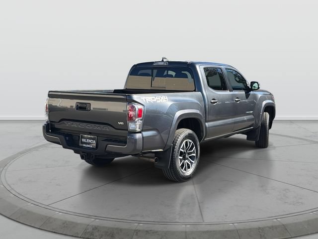 Used 2022 Toyota Tacoma TRD Sport AWD/4WD image 4