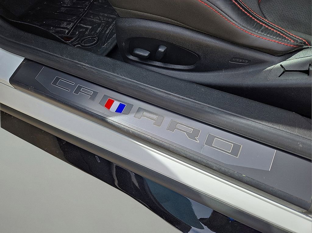 Used 2018 Chevrolet Camaro ZL1 image 20