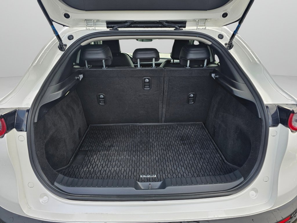 Used 2022 MAZDA CX-30 AWD 2.5 S w/ Select Package image 16