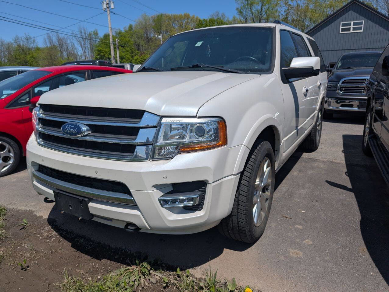 Used 2017 Ford Expedition Limited image 2