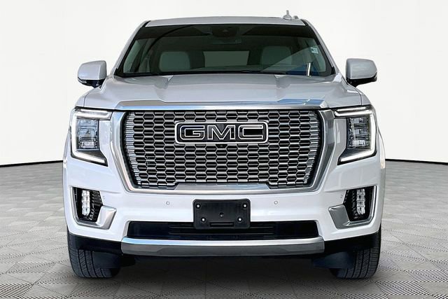 Used 2024 GMC Yukon Denali RWD image 2