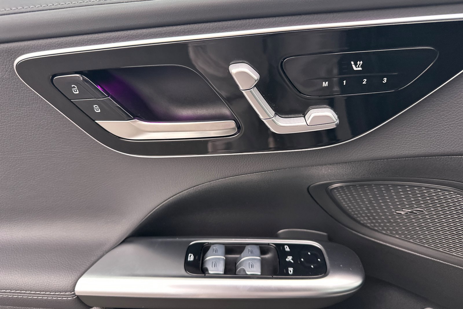 Certified 2025 Mercedes-Benz C 300 4MATIC Sedan image 11