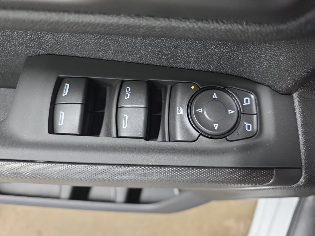 New 2026 GMC Sierra 3500 Pro AWD/4WD image 25
