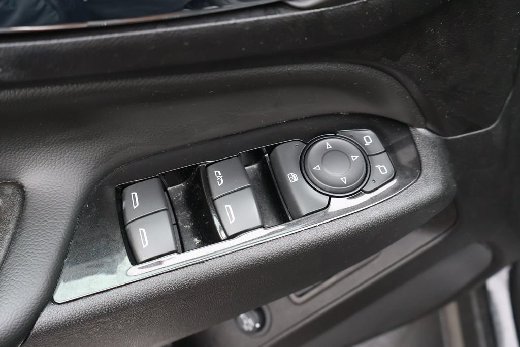 Used 2023 Chevrolet Equinox Premier AWD/4WD image 14