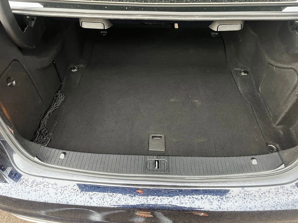 Used 2014 Mercedes-Benz E 350 Sedan image 53