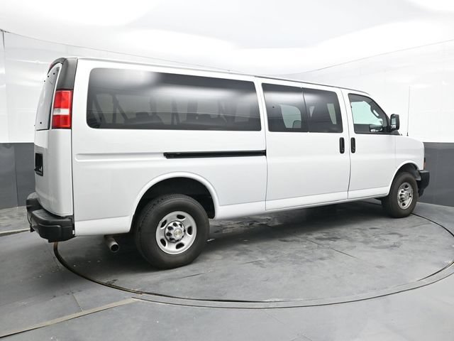 Used 2024 Chevrolet Express 3500 LS RWD image 7