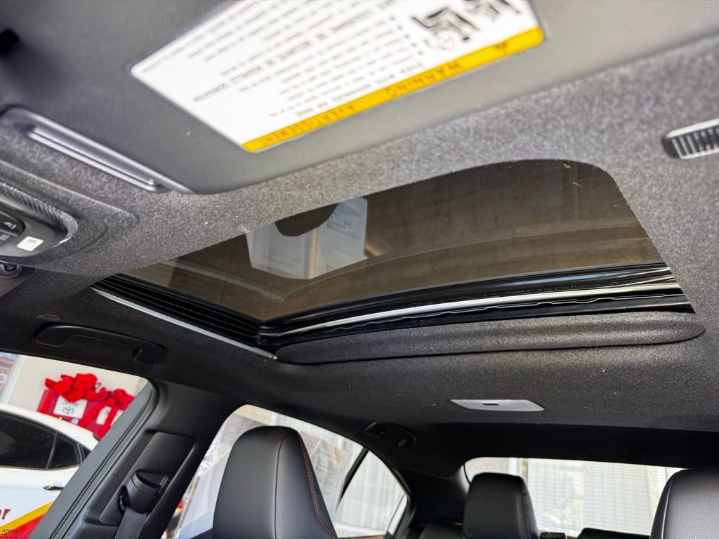 Used 2026 Toyota Corolla XSE FWD image 39