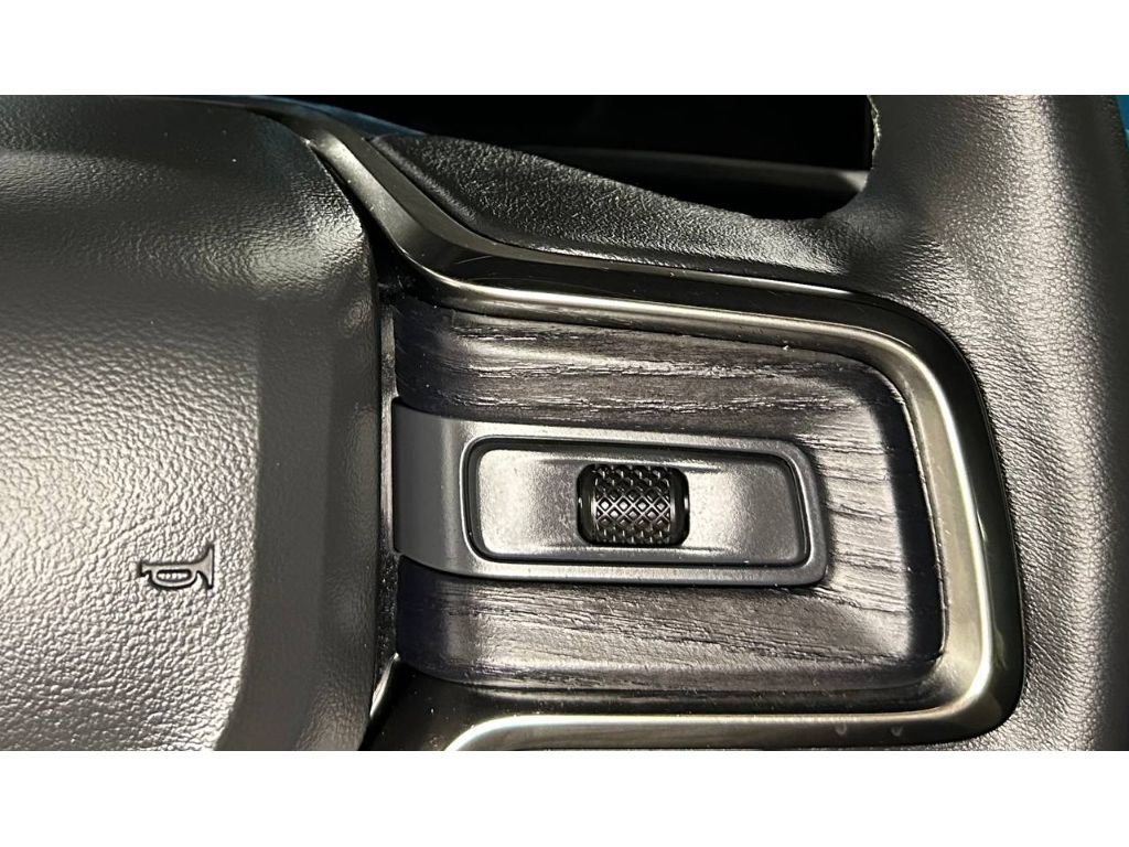 Used 2022 Rivian R1S Launch Edition image 26