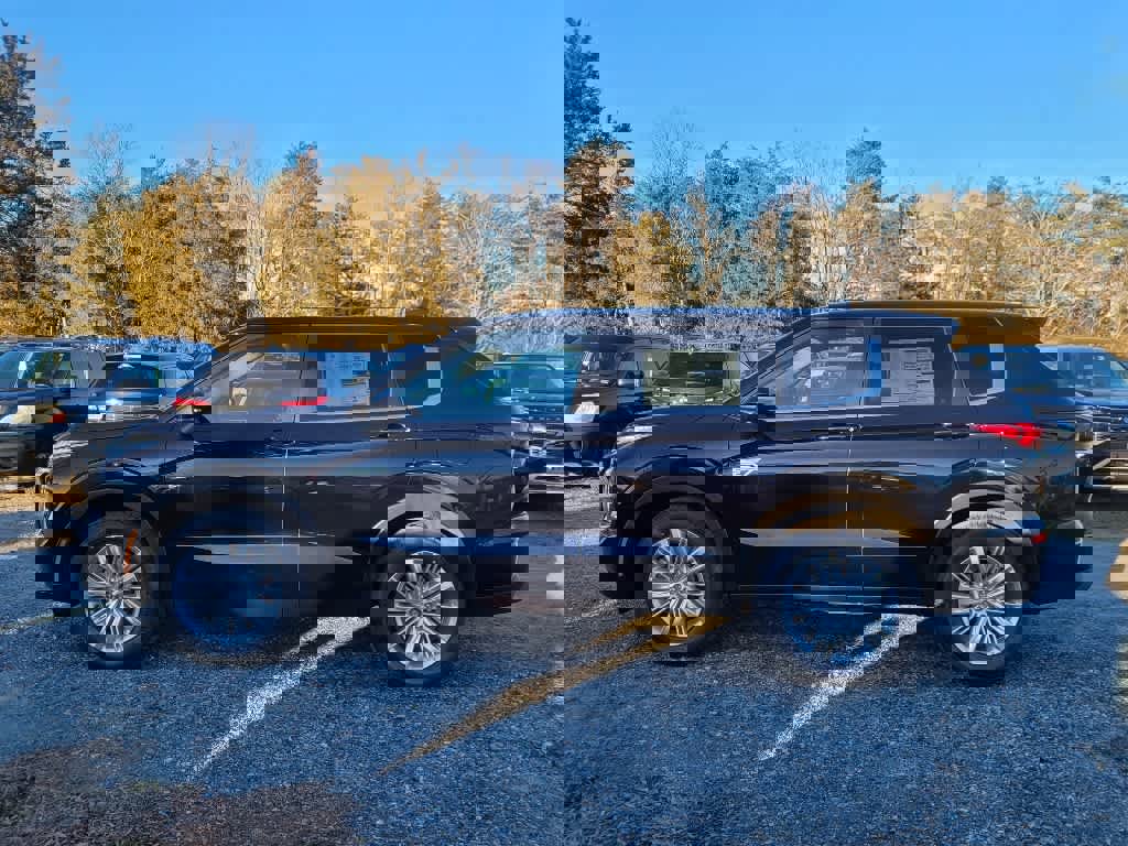 New 2024 Mitsubishi Outlander ES image 2