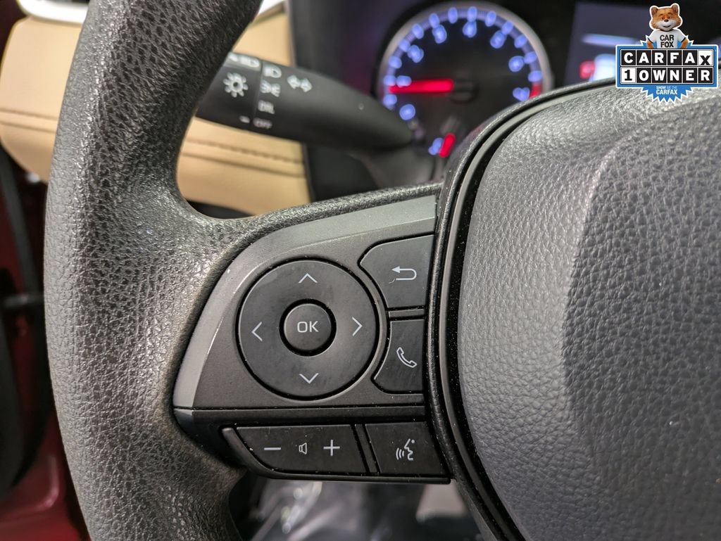 Used 2022 Toyota RAV4 LE AWD/4WD image 17
