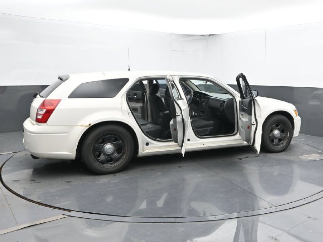 Used 2007 Dodge Magnum RWD image 34