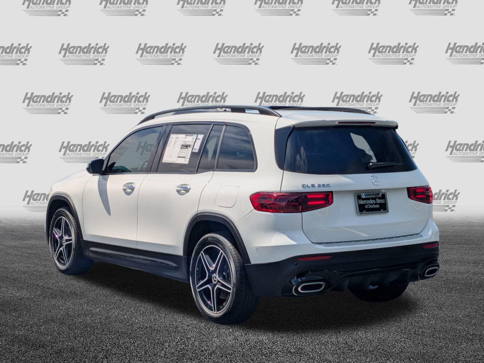 New 2026 Mercedes-Benz GLB 250 image 8