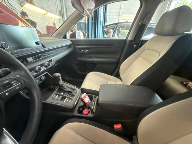 Used 2024 Honda CR-V EX image 7