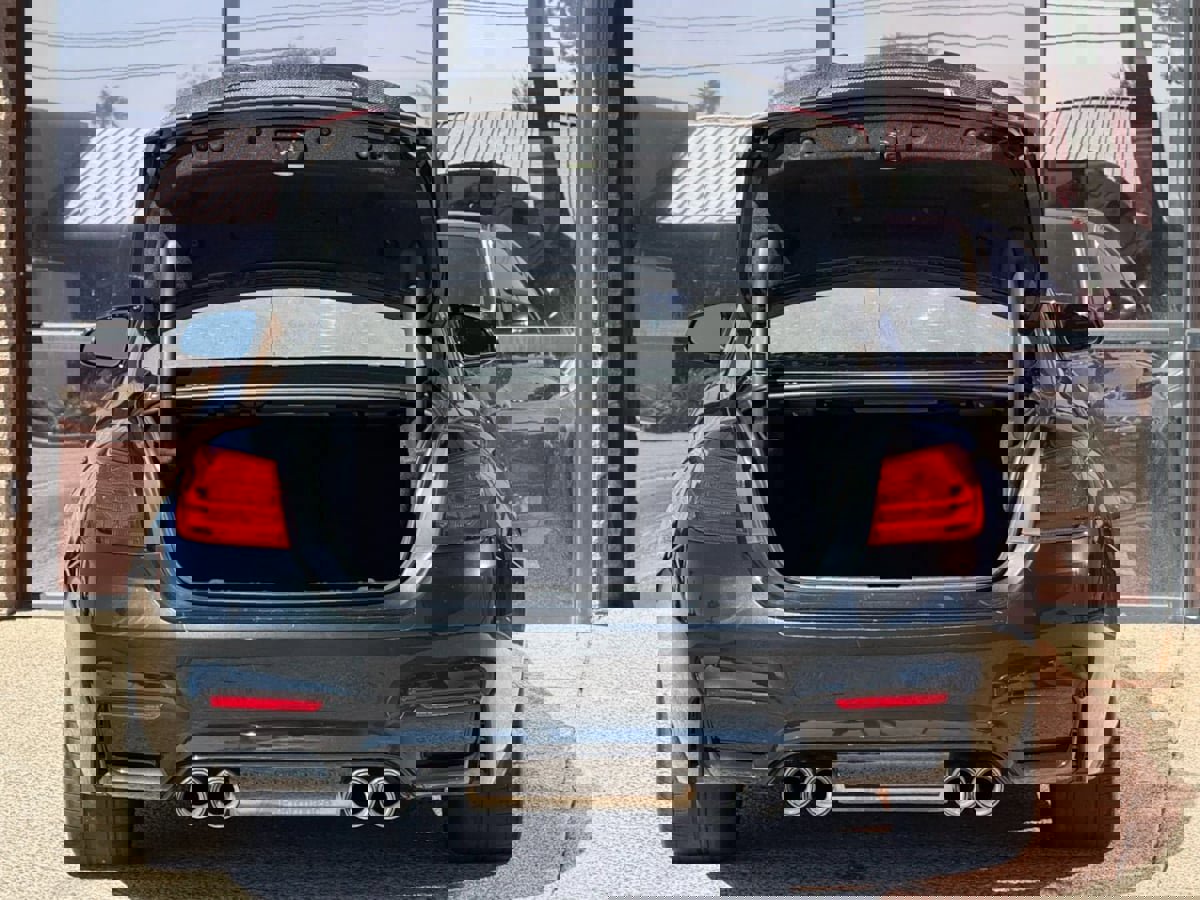 Used 2017 BMW M4 Coupe image 31