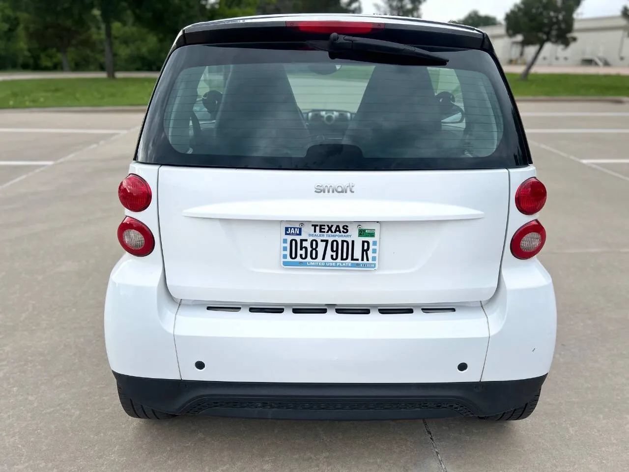 Used 2014 smart fortwo pure RWD image 7