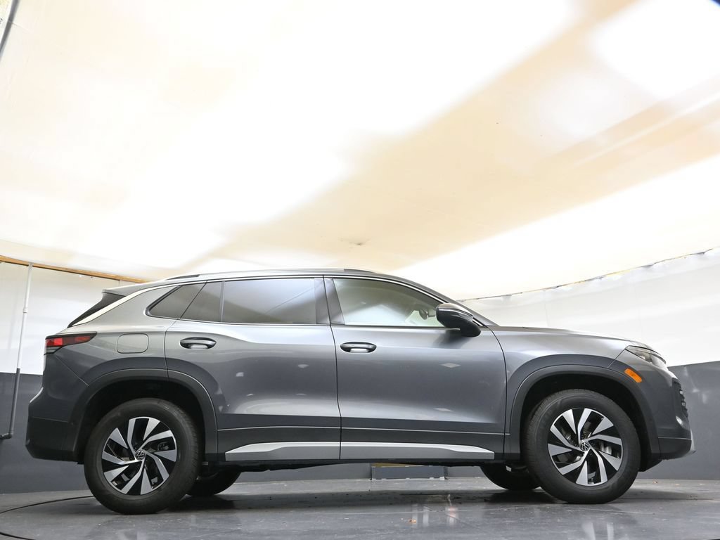 Used 2026 Volkswagen Tiguan S AWD/4WD image 39