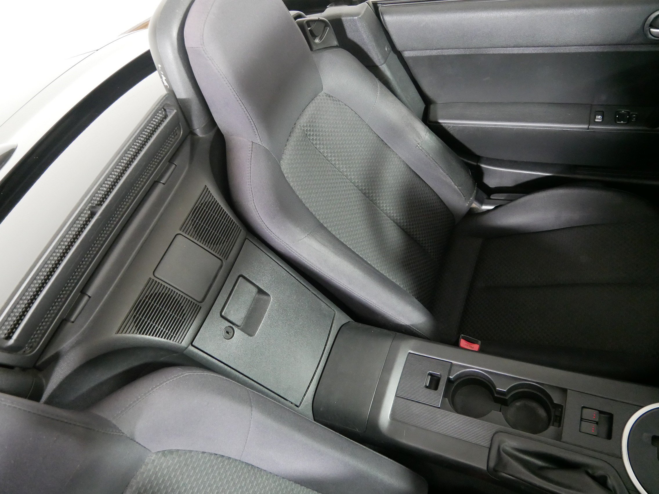 Used 2008 MAZDA MX-5 Miata Touring RWD image 14