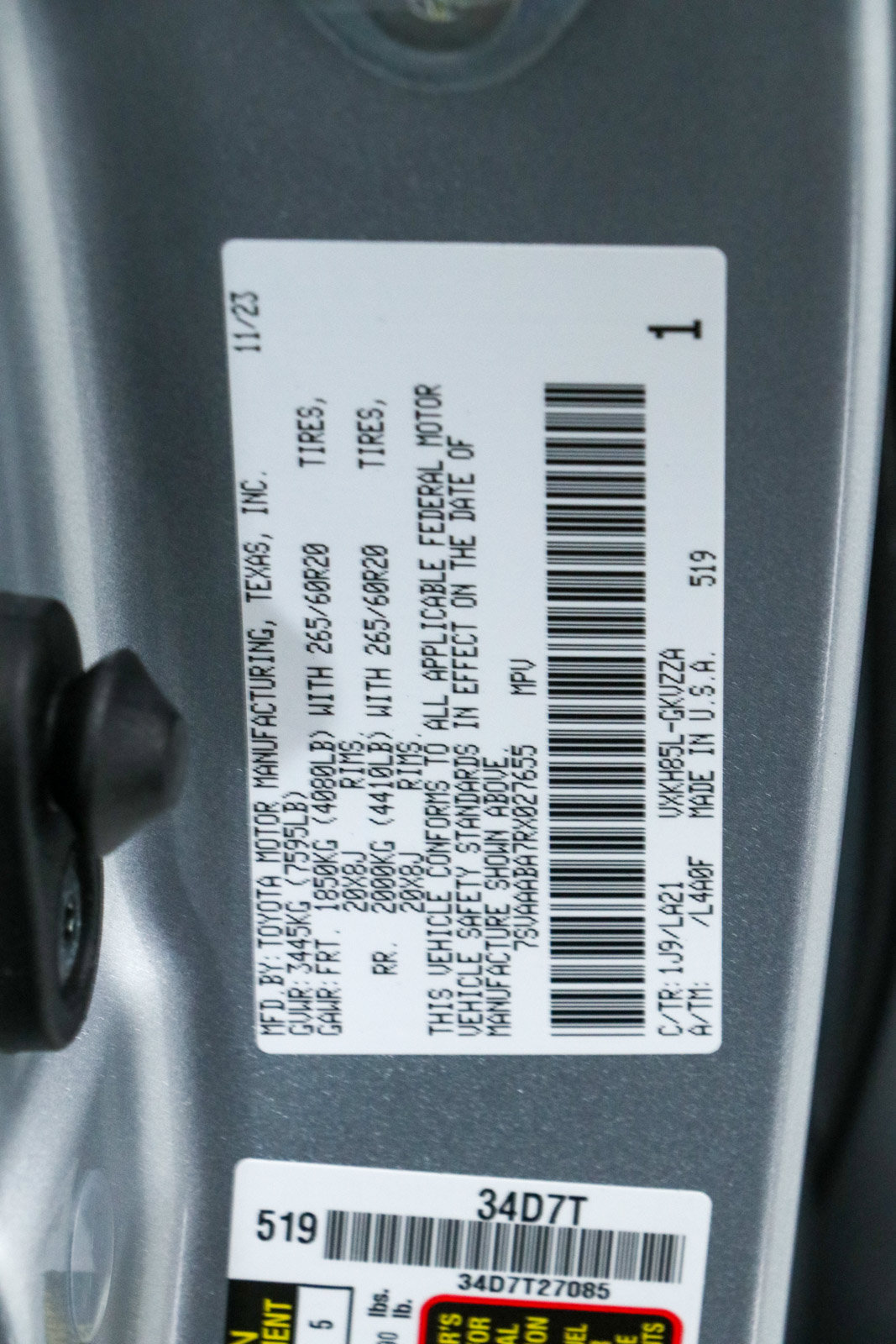 Used 2024 Toyota Sequoia Platinum AWD/4WD image 37