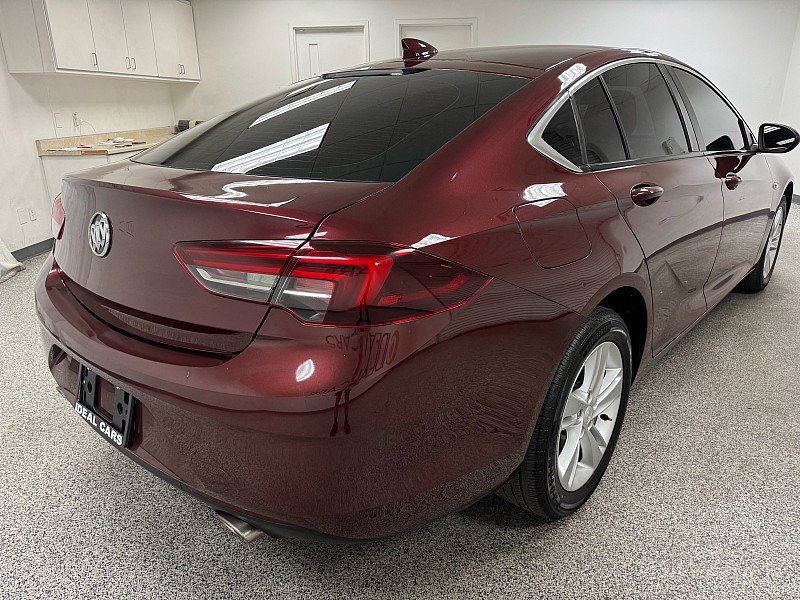 Used 2019 Buick Regal Preferred image 5