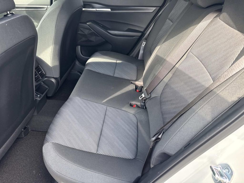 New 2026 Kia Seltos LX image 7