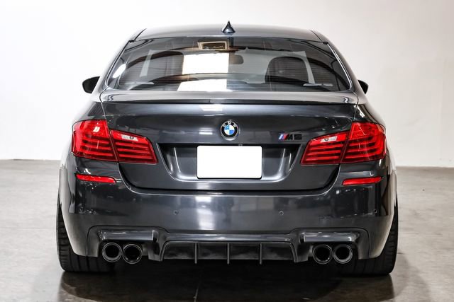 Used 2015 BMW M5 image 11