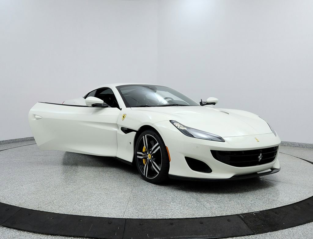 Used 2020 Ferrari Portofino Base image 12