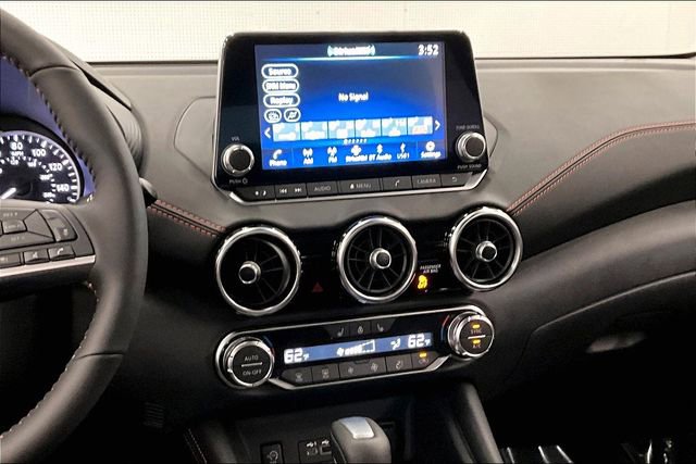 New 2025 Nissan Sentra SR w/ SR Premium Package image 8