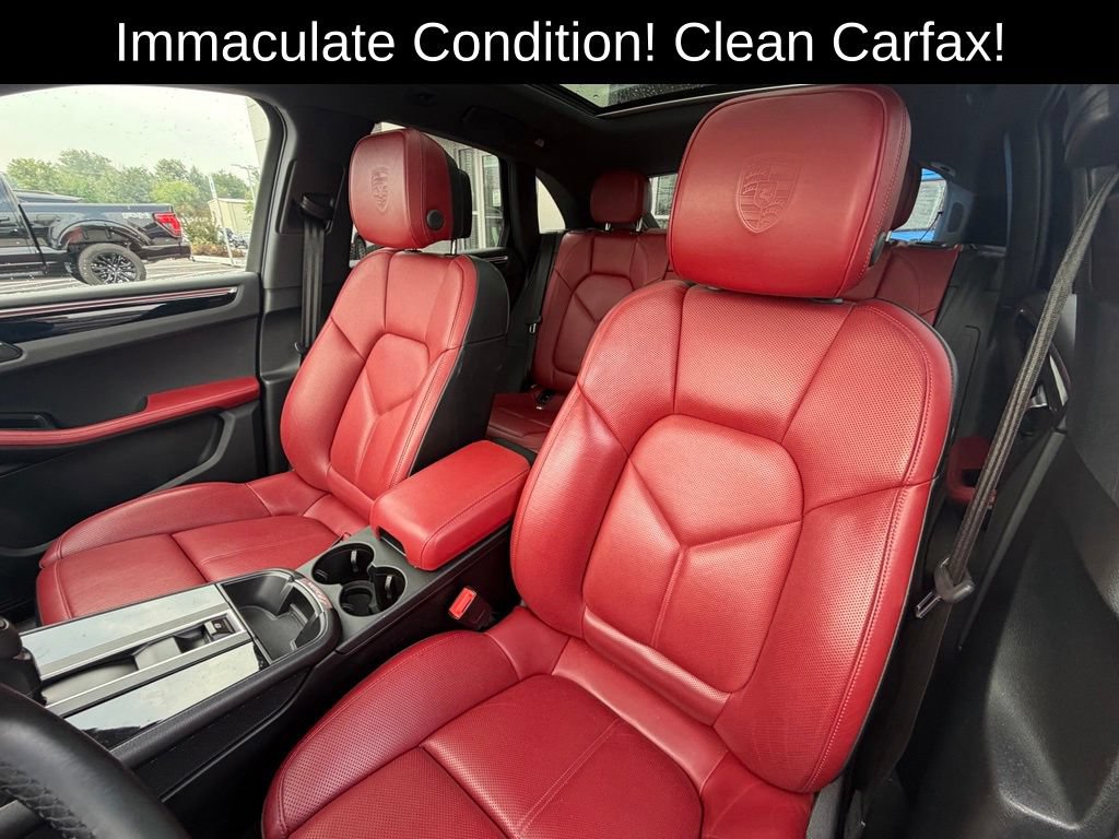 Used 2024 Porsche Macan AWD/4WD image 13