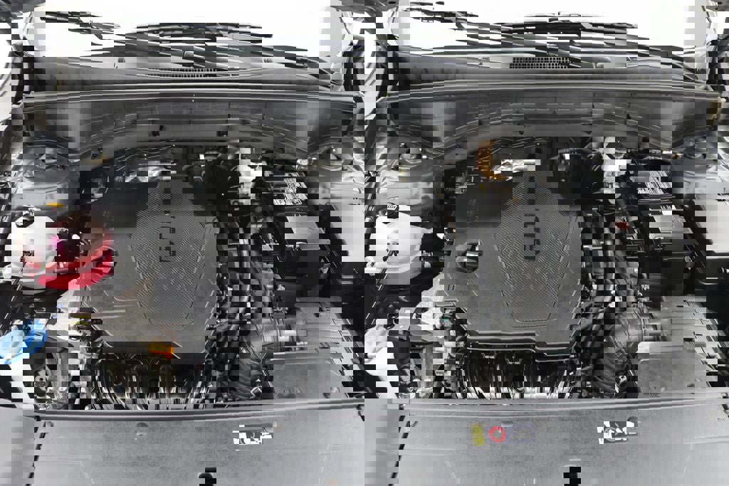 Used 2024 Kia Sorento S image 24