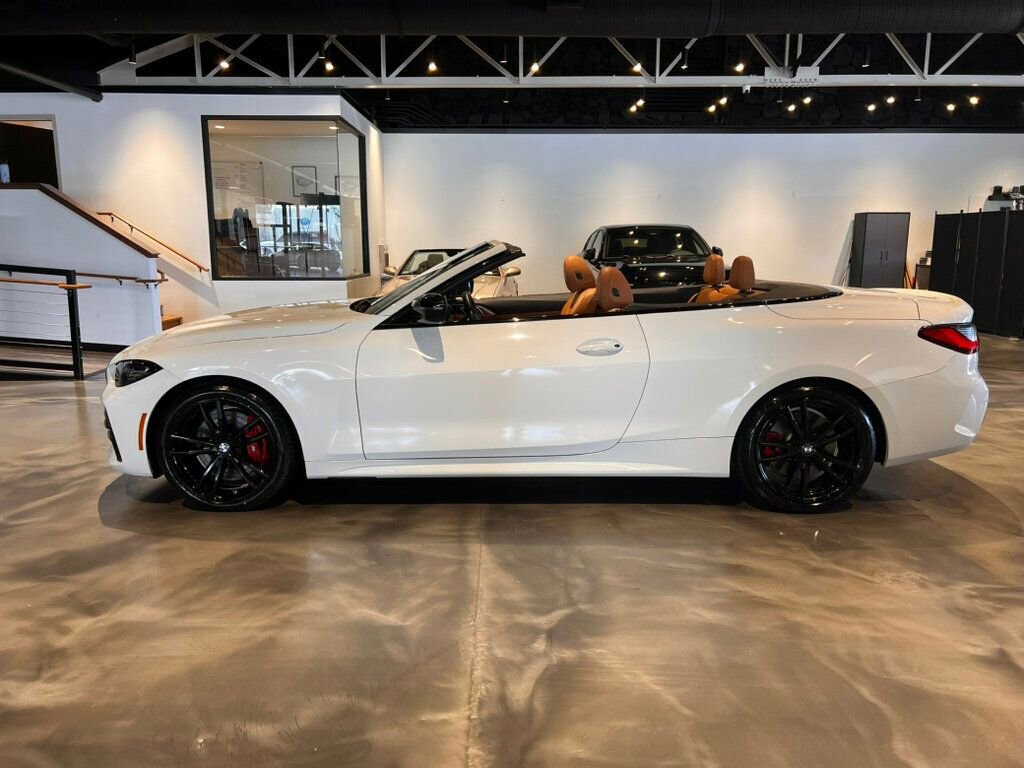 Used 2024 BMW 430i xDrive Convertible w/ M Sport Package image 3