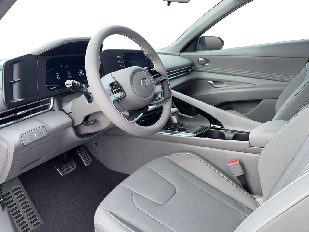 New 2026 Hyundai Elantra SEL Sport Premium FWD image 16