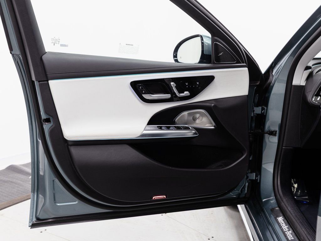 Certified 2024 Mercedes-Benz E 350 4MATIC Sedan image 5