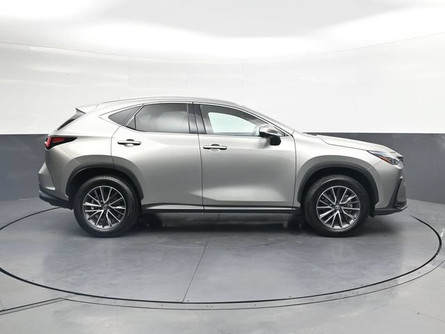 Used 2025 Lexus NX 350 AWD w/ Accessory Package (2T) image 3