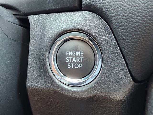 Used 2025 Toyota RAV4 XLE Premium image 15