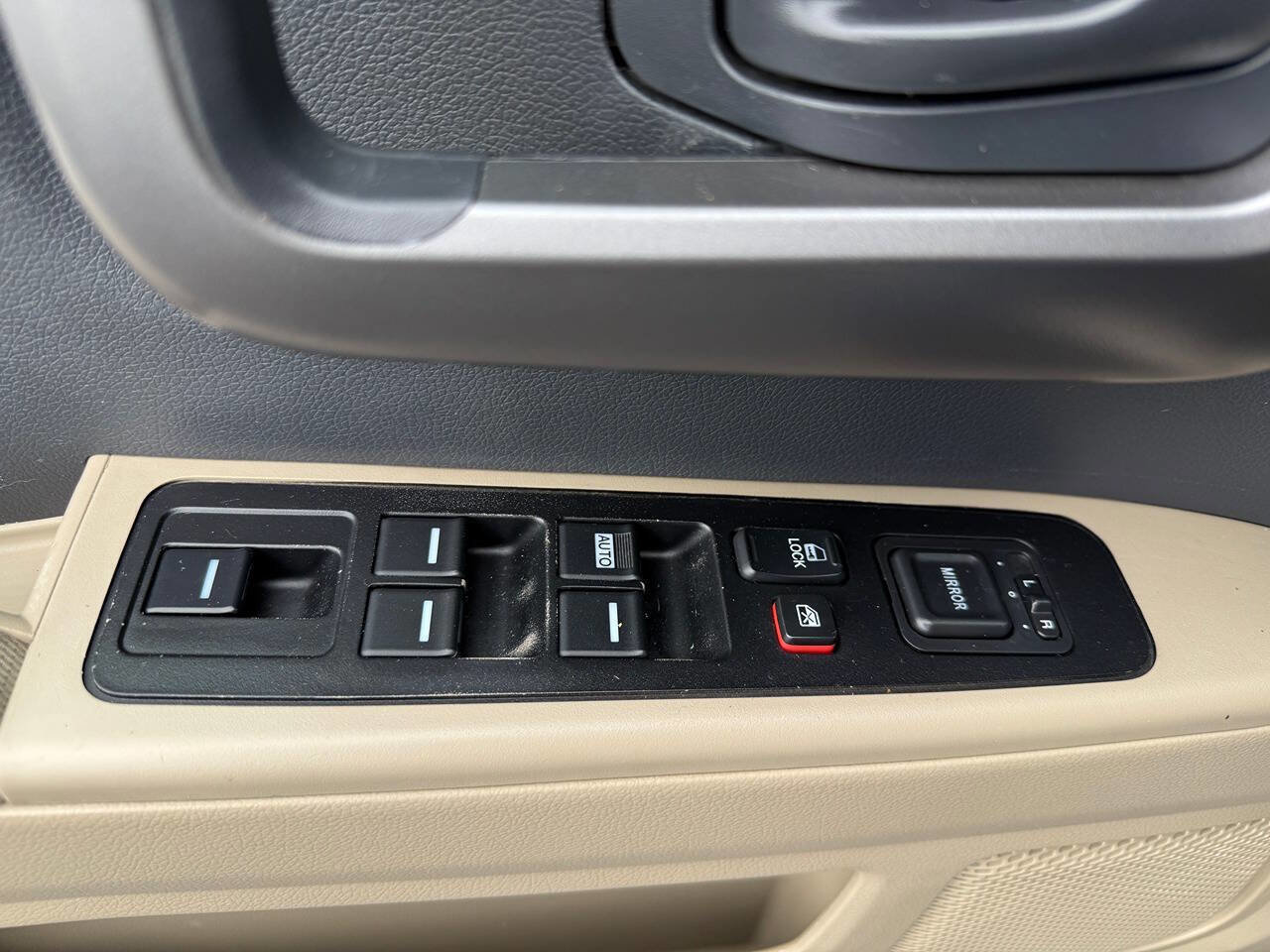 Used 2011 Honda Ridgeline RTS image 51