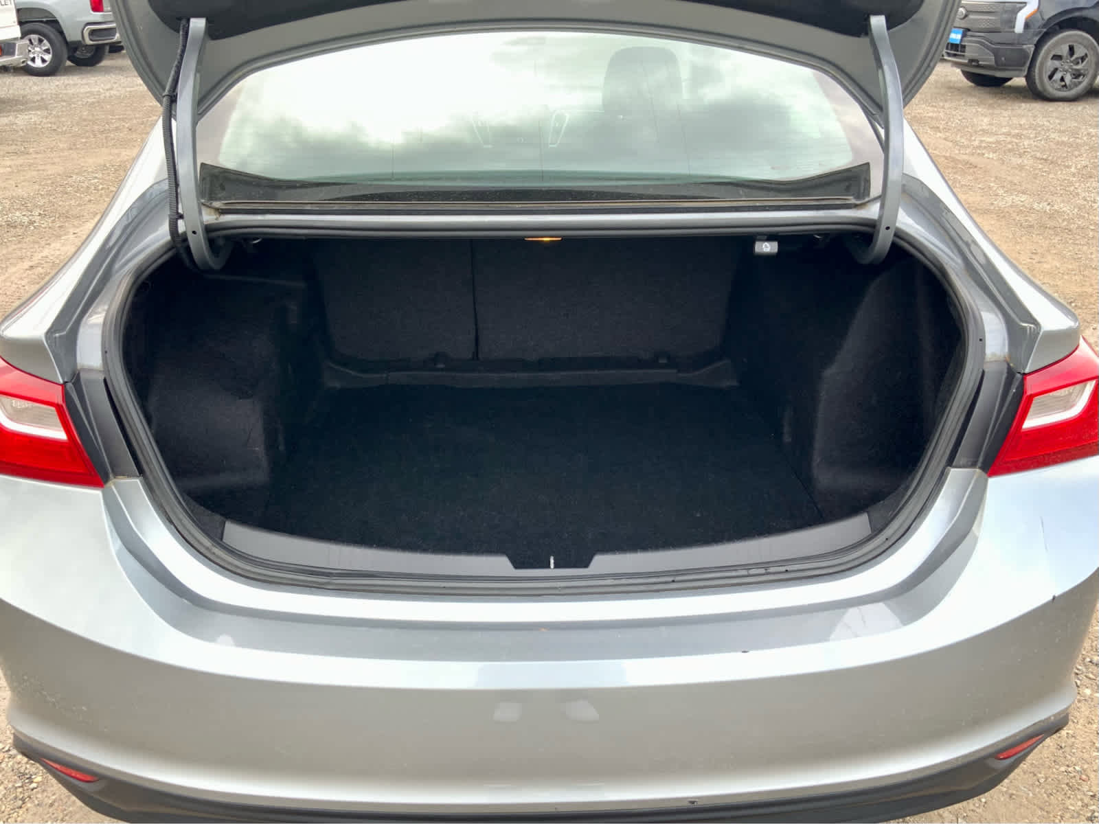 Used 2023 Chevrolet Malibu LT image 22